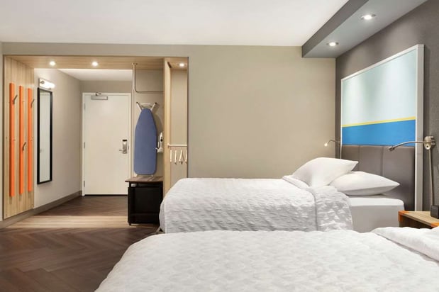 Images Tru by Hilton Las Vegas Airport