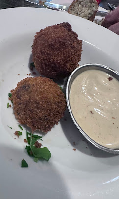 Cooyon's Restaurant Image