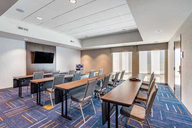 Images Hampton Inn by Hilton Bedford