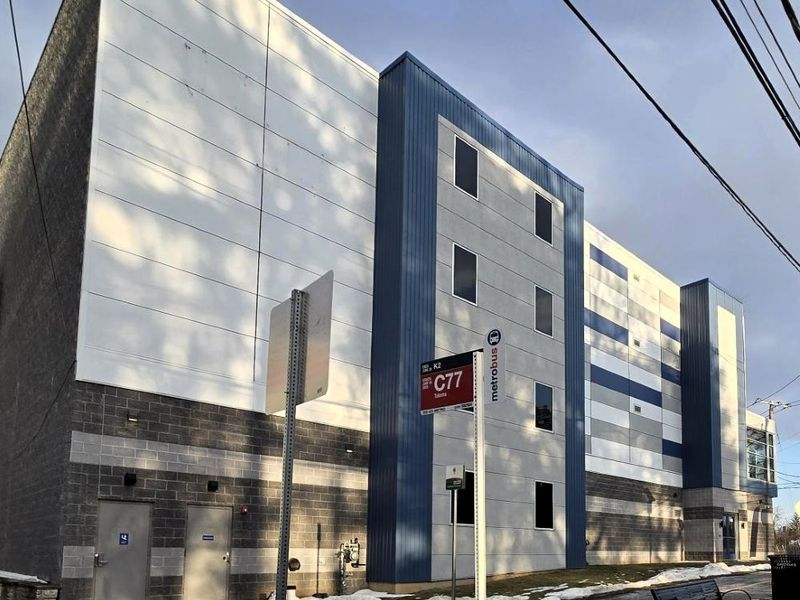 Extra Space Storage Image