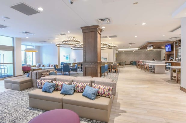 Images Hilton Garden Inn Cincinnati Midtown
