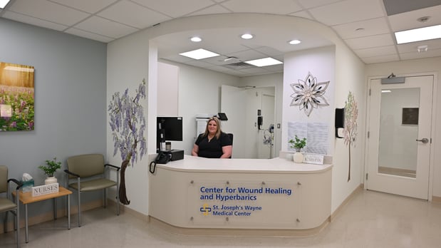 Images St. Joseph's Health Center for Wound Healing and Hyperbarics