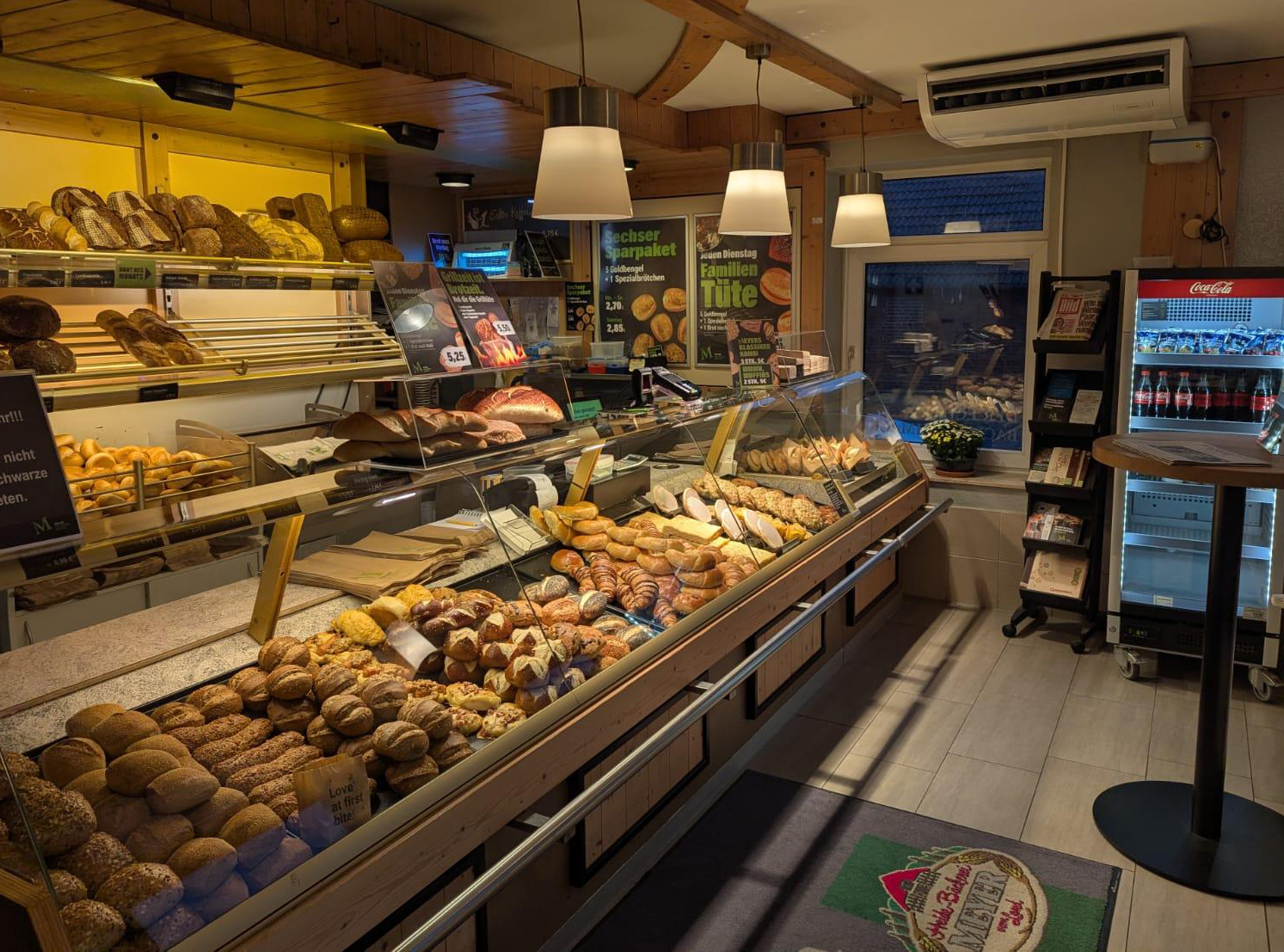 Heidebäckerei Meyer, Hafenstraße 10 in Schwülper