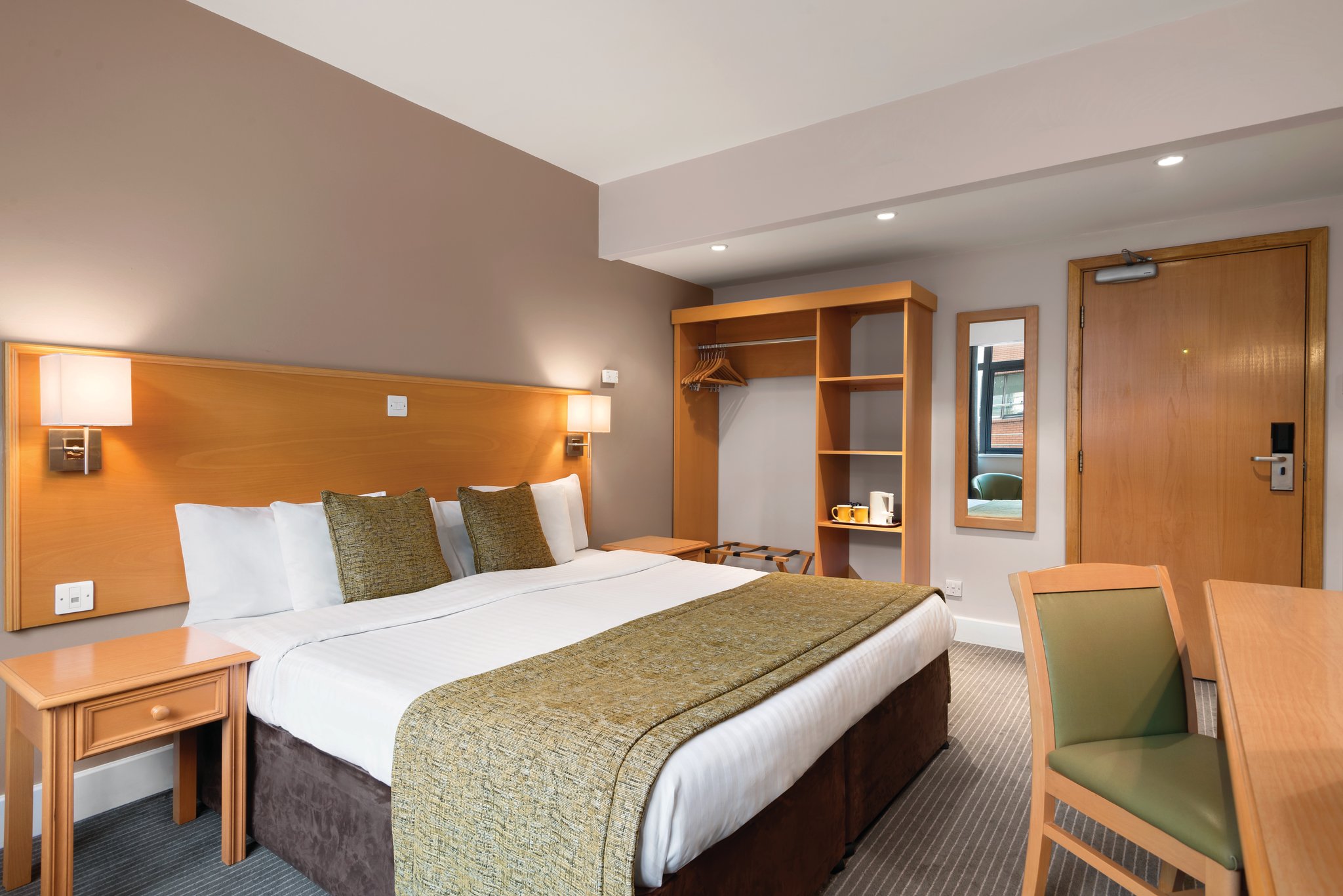 Images Garner Hotel Nottingham City Centre by IHG