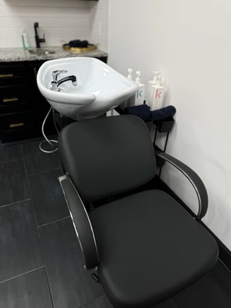 Images Glam Bar Studios