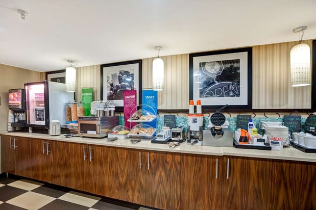 Images Hampton Inn Milford