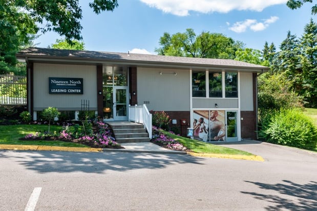 Images Nineteen North Apartments & Townhomes