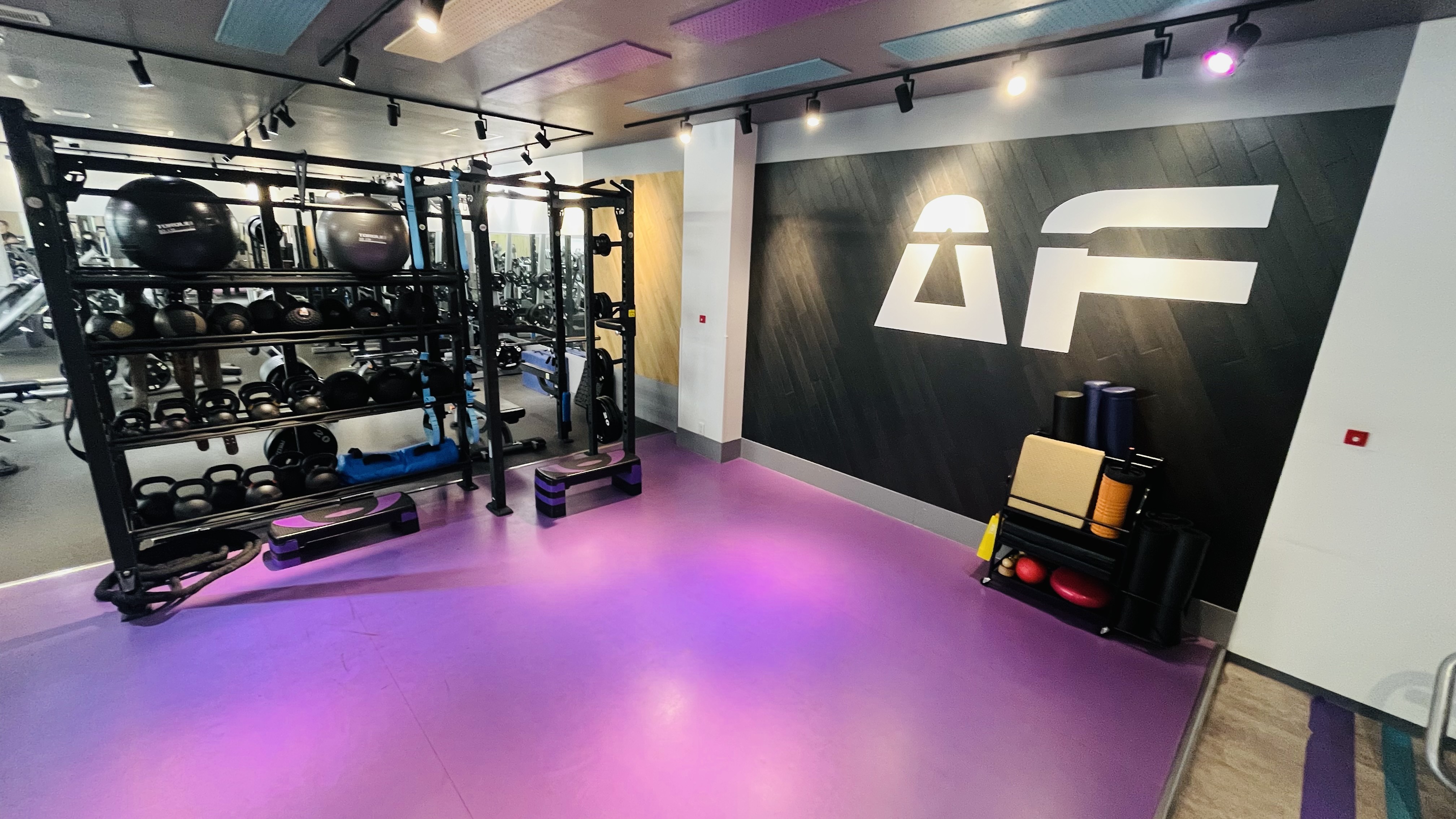 Images エニタイムフィットネス 姶良店