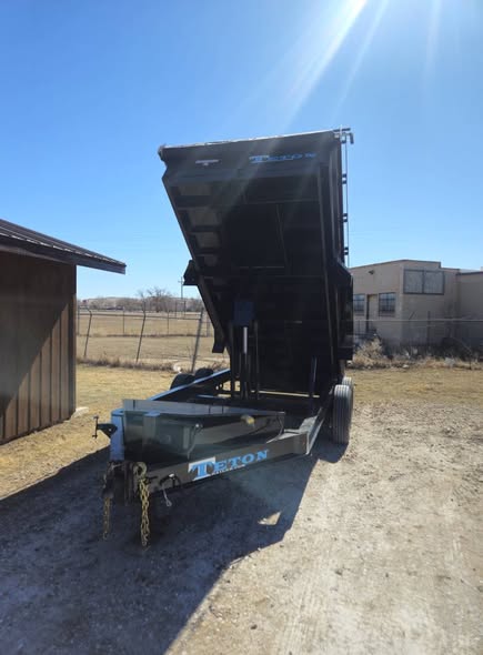 Frontier Trailer Sales LLC Image