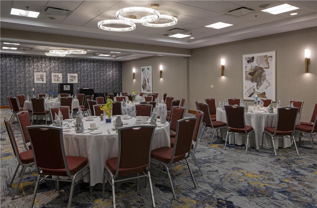 Images DoubleTree by Hilton Hotel West Edmonton