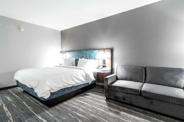 Images Hampton Inn Locust Grove