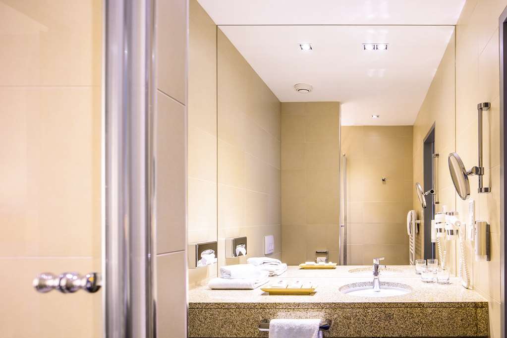 LanzCarré Hotel Mannheim, a member of Radisson Individuals, Heinz Haber Strasse 2 in Mannheim