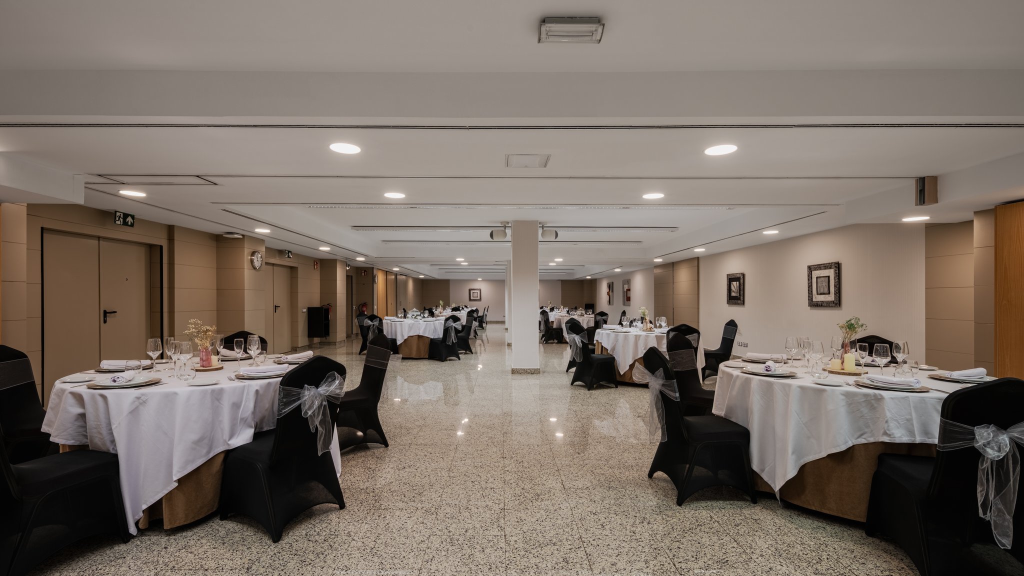 Images Crowne Plaza Madrid Airport by IHG
