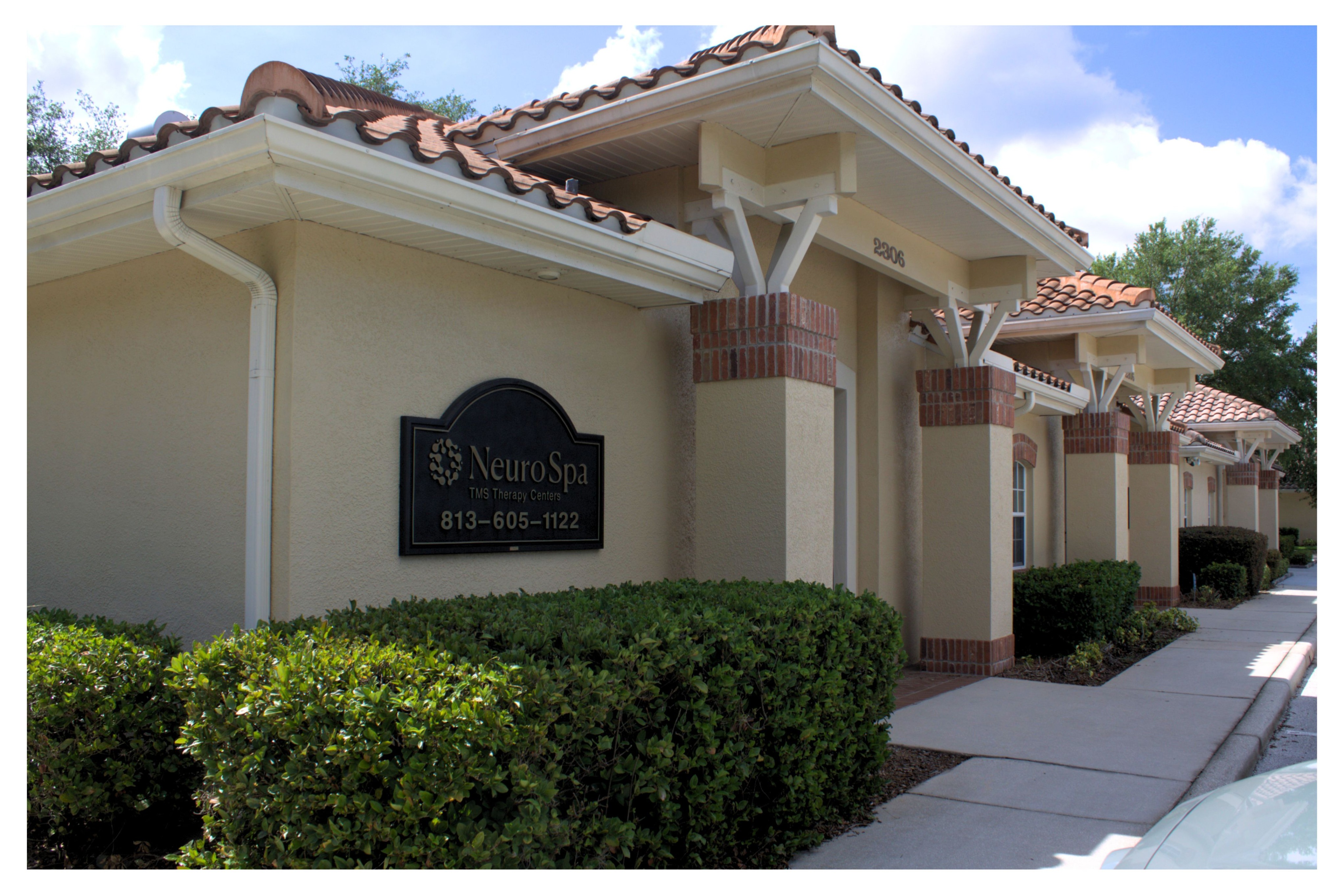 NeuroSpa Wesley Chapel Entrance 