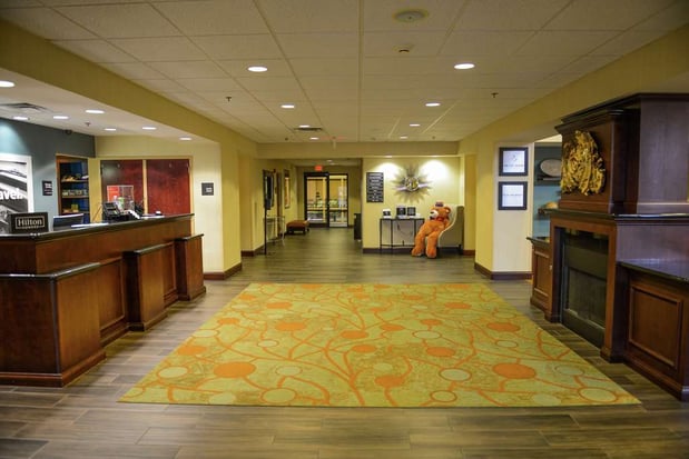 Images Hampton Inn & Suites-Knoxville/North I-75