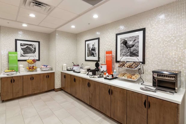 Images Hampton Inn & Suites Dallas East