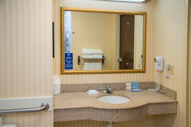 Images Hampton Inn Lewisburg