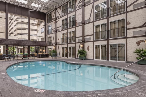 Images Best Western Plus The Normandy Inn & Suites