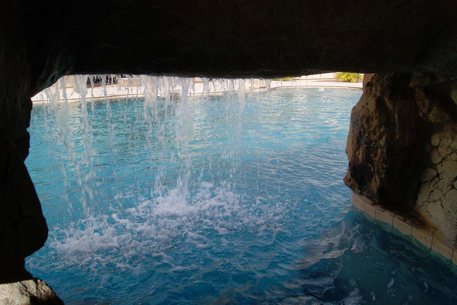 Images No Limit Pools & Spas
