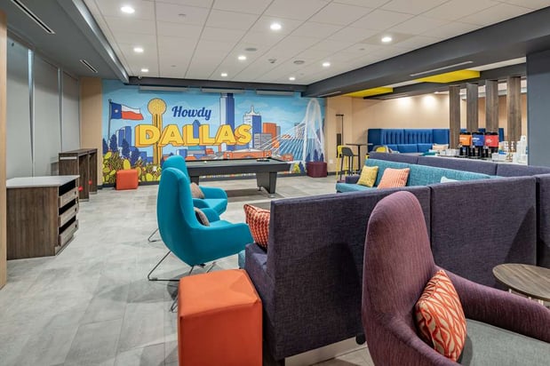 Images Tru by Hilton Dallas Market Center