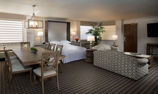 Images Hilton Chicago/Northbrook