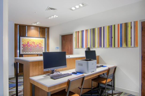 Images Holiday Inn Express & Suites Mobile - University Area by IHG
