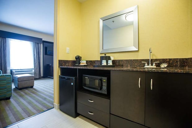 Images Hampton Inn & Suites Toledo/Westgate