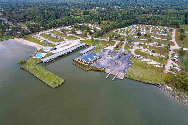 Images On The Lake RV and Cabin Resort
