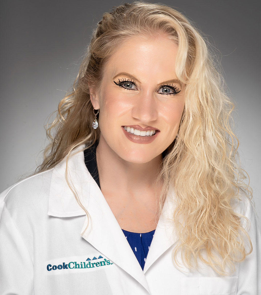 Headshot of Dr. Holly Dunn