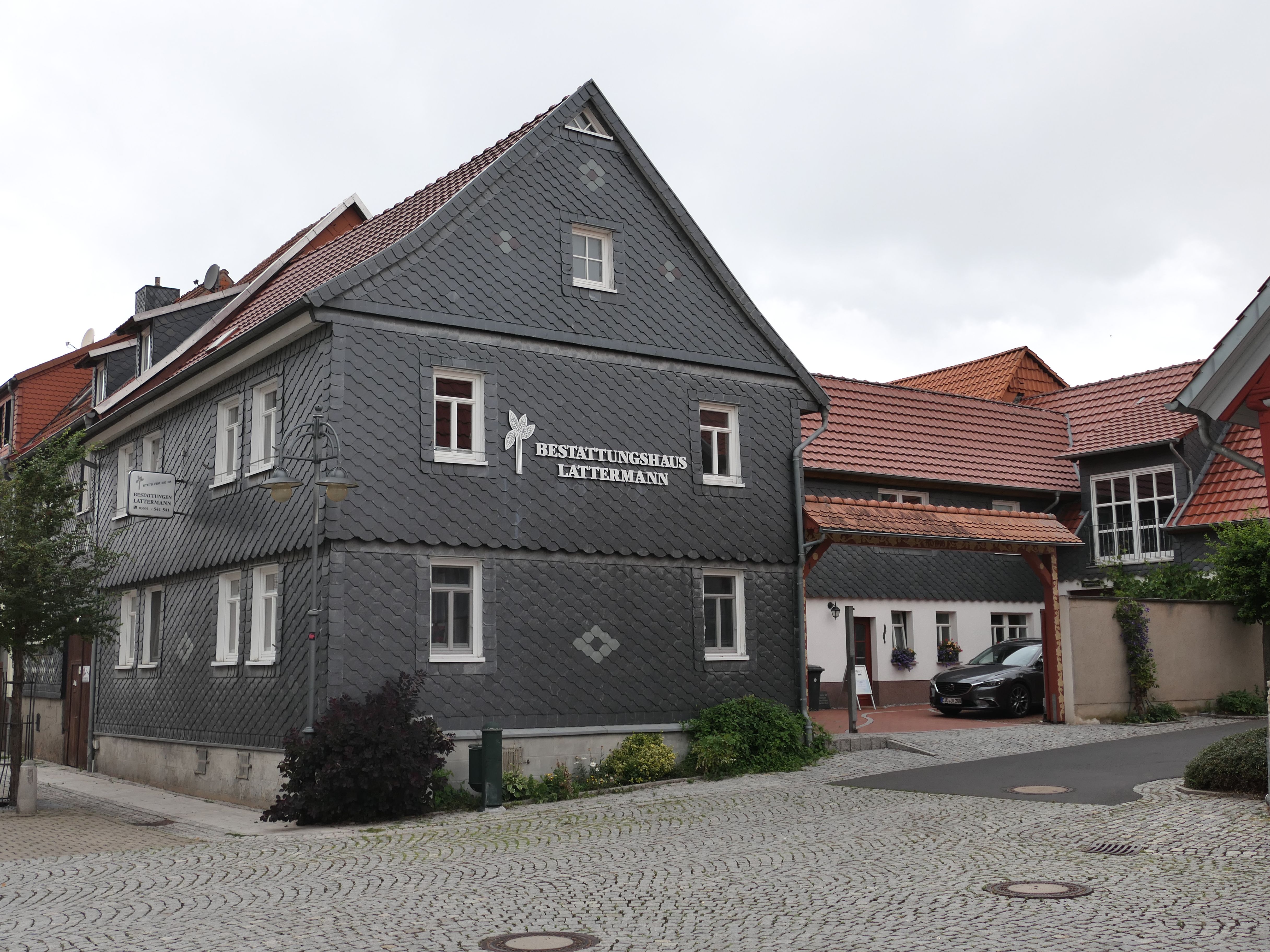BESTATTUNGSHAUS LATTERMANN, Hinterm Ringau 1 in Leinefelde-Worbis