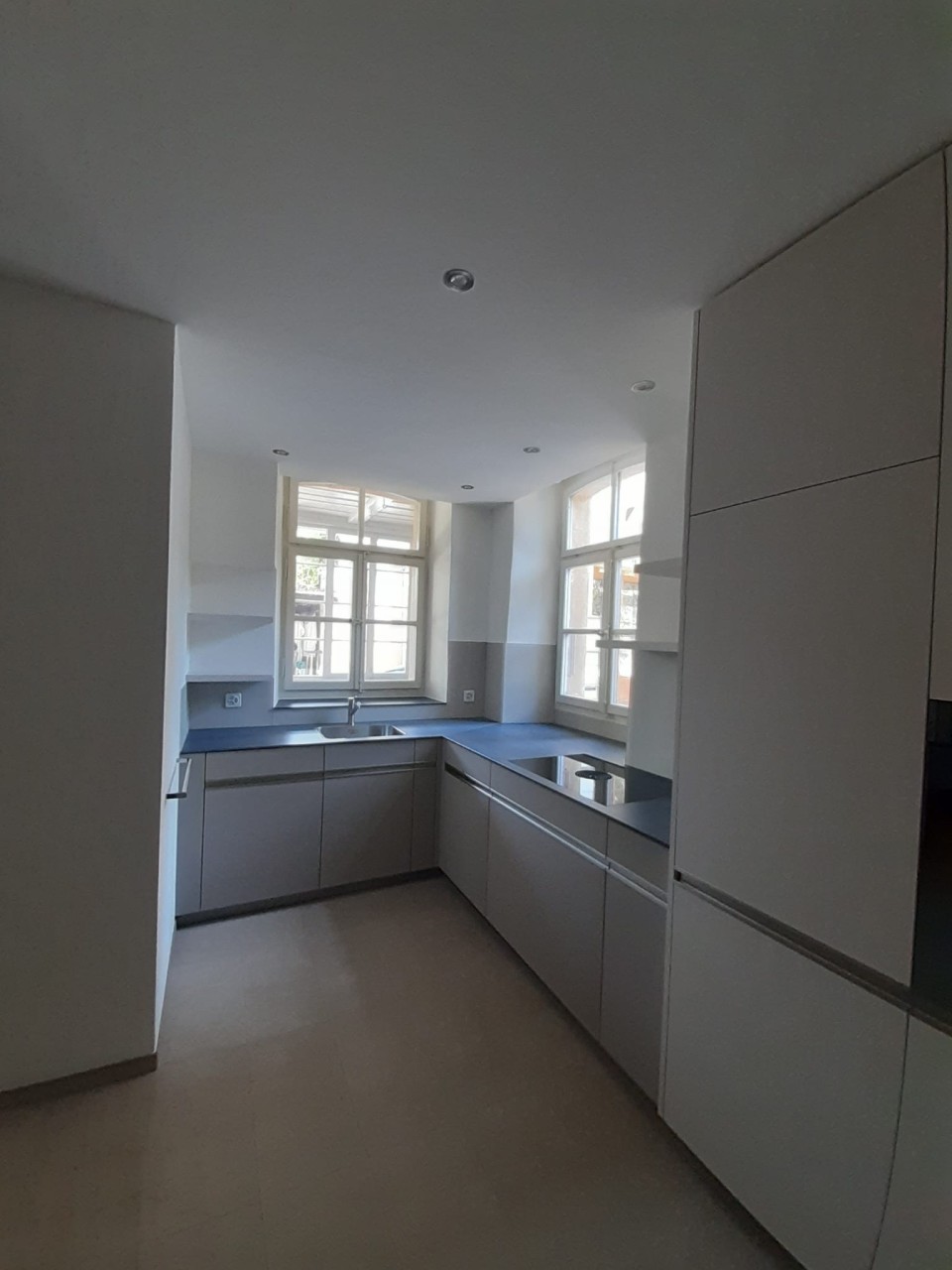 MALER SAHLI AG, Freiburgstrasse 16b in Murten