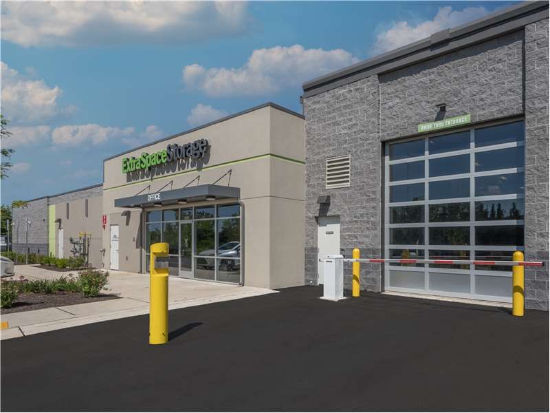 Beauty Image - Extra Space Storage at 7620 Energy Pkwy, Curtis Bay, MD 21226