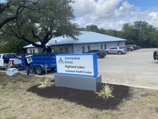 Images Premium Lawn Care & Maintenance, Inc.