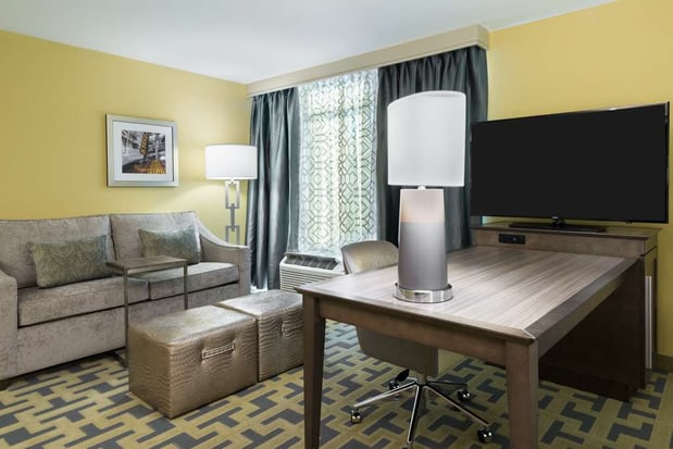 Images Hampton Inn & Suites Tampa Airport Avion Park Westshore