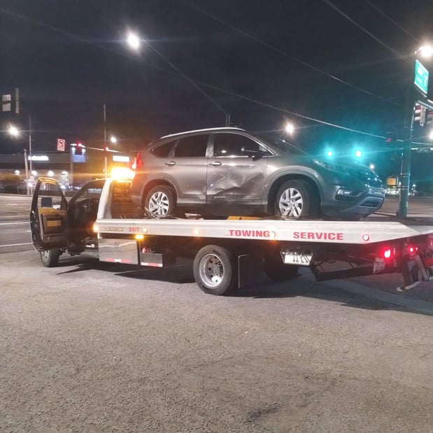 Images Garcia’s Towing Service