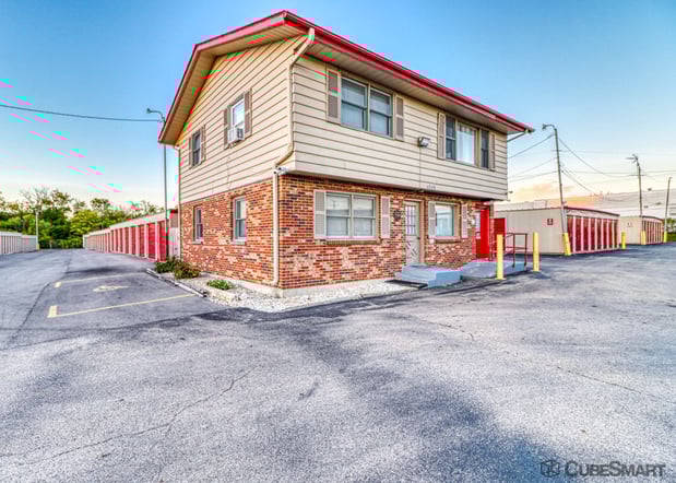 Images CubeSmart Self Storage