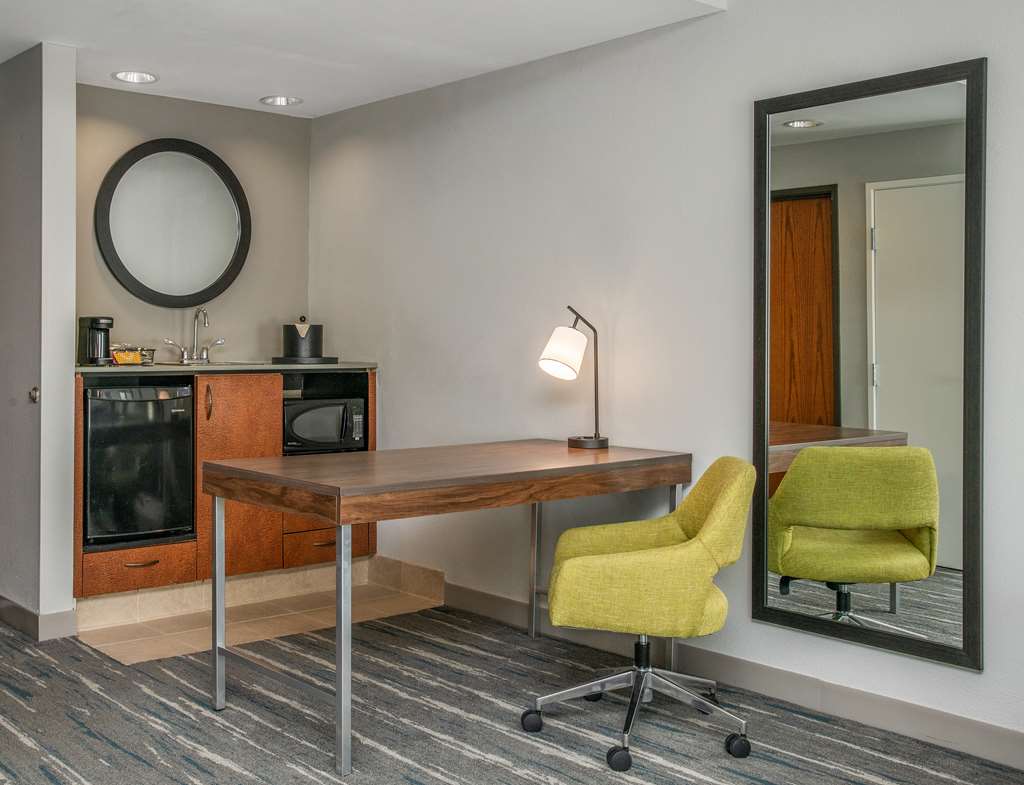 Guest room