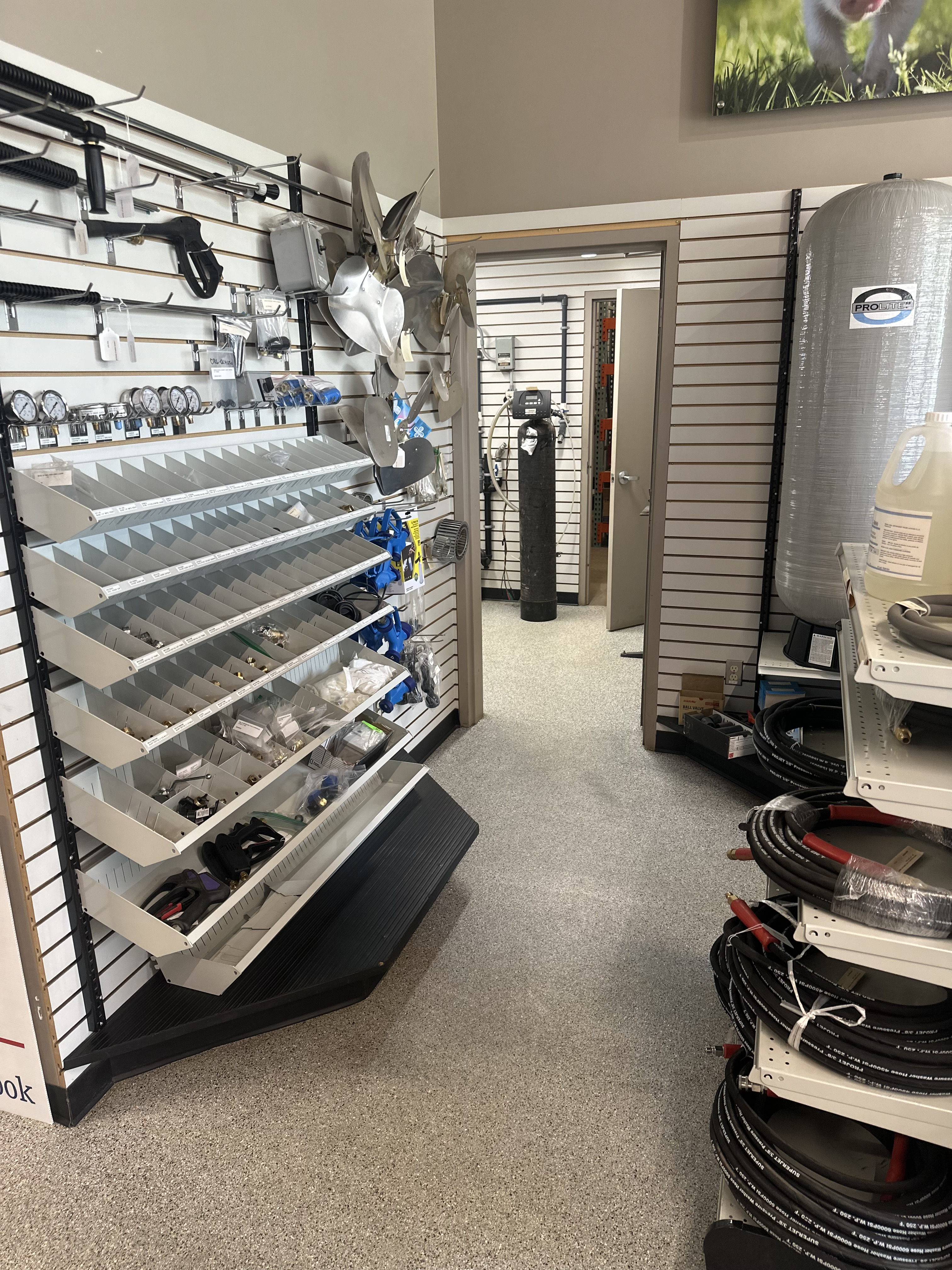 Images Aqua-Pro Électrique Inc - Forage de puits, Pompe à eau