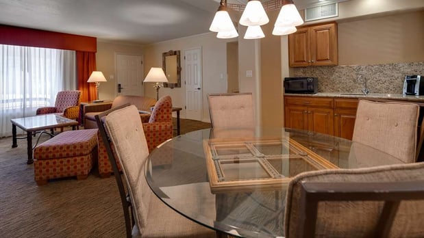 Images Best Western Plus Arroyo Roble Hotel & Creekside Villas