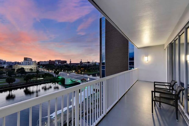 Images Hotel Tampa Riverwalk
