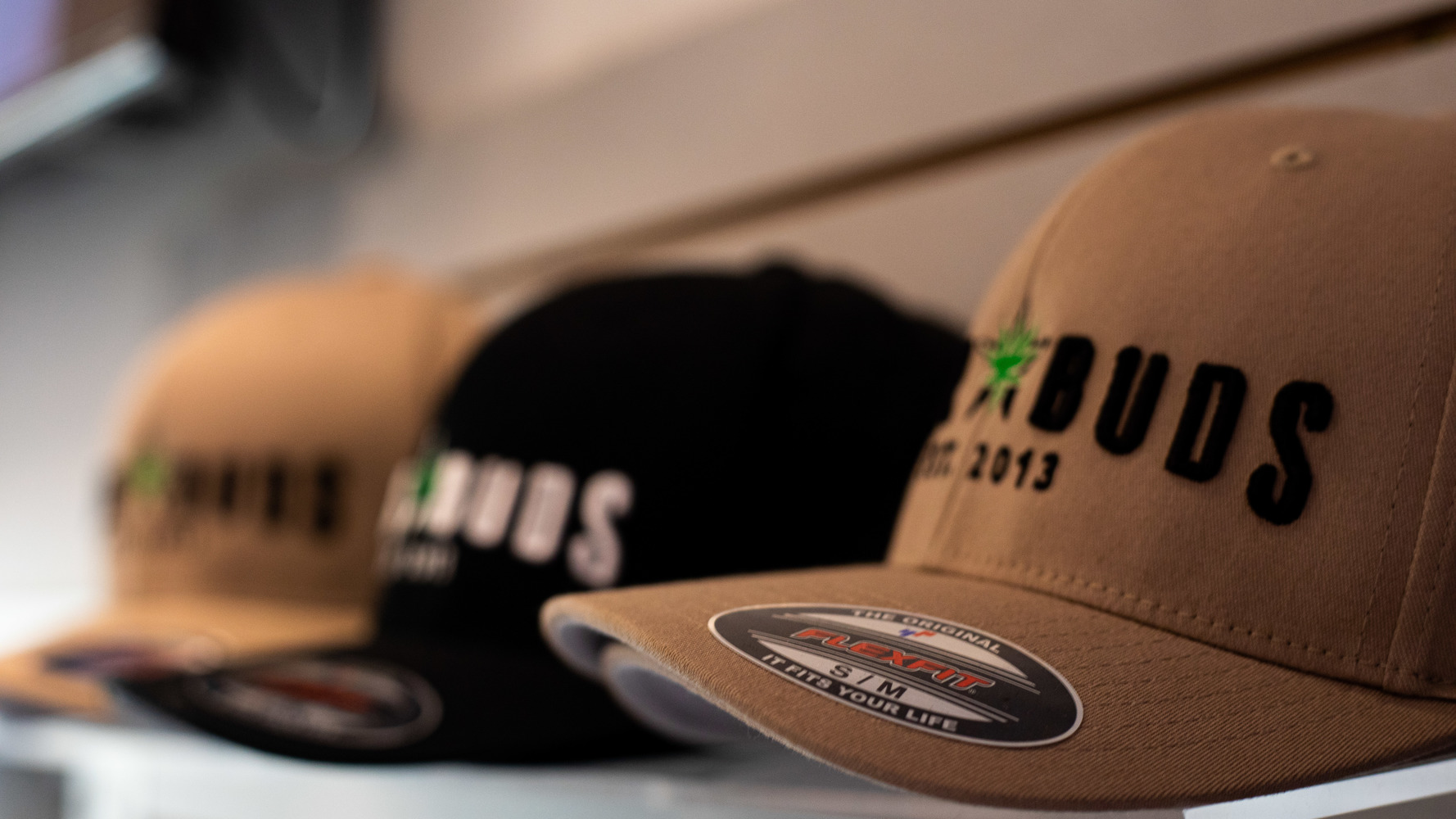 Star Buds DU Recreational Marijuana Dispensary at E Evans Ave