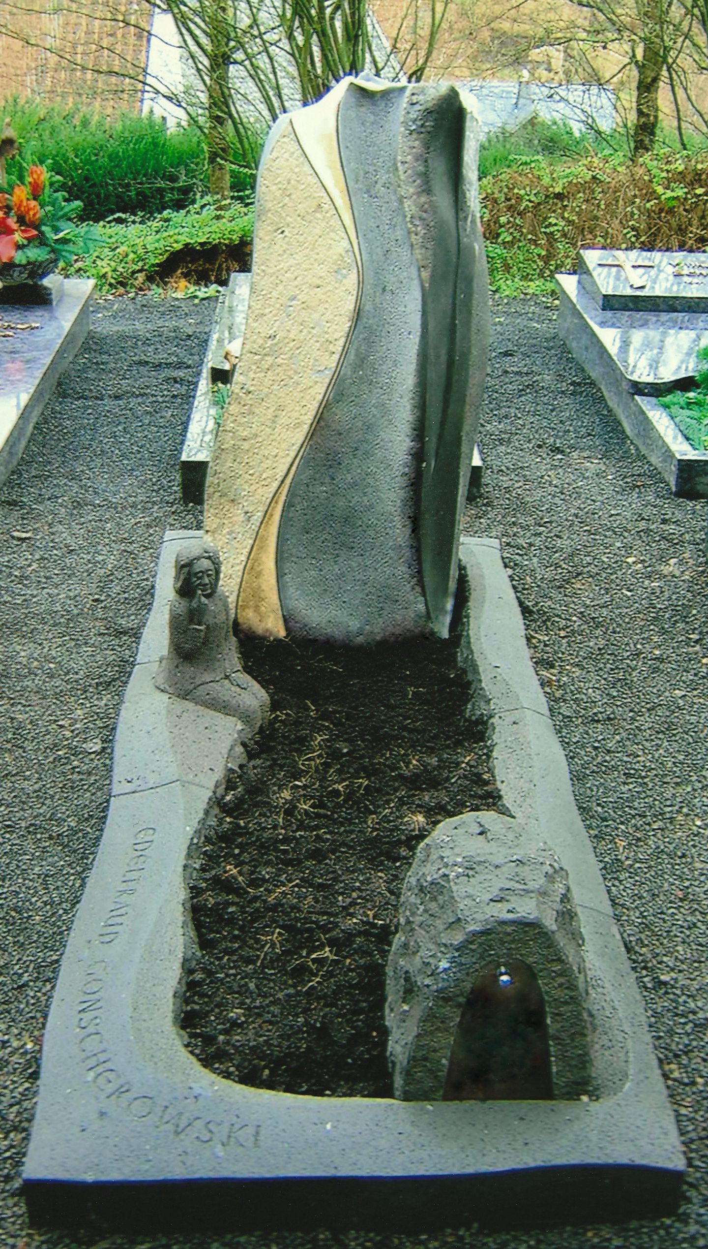 Simon Grabmale GmbH, Hochstr. 2 in Ettringen