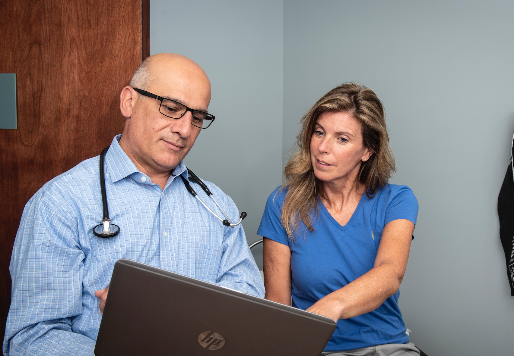 Seek consultations with our board-certified doctor, Dr. Fabrizio Di Noto, for your personal or family needs. Feel free to visit us with any questions!