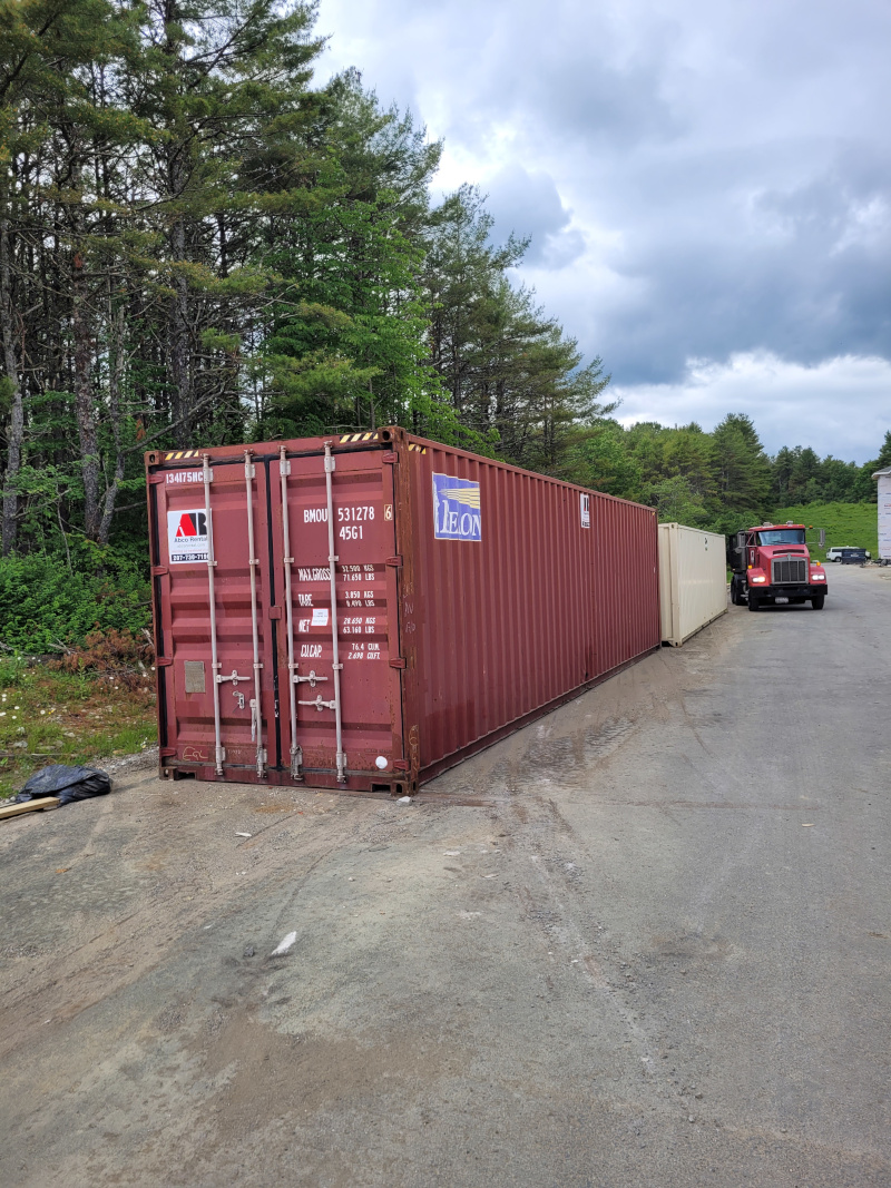 40′ storage container rental delivered to Wiscasset ME 