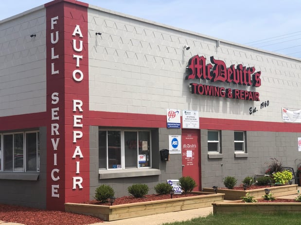 Images McDevitt's Towing & Repair