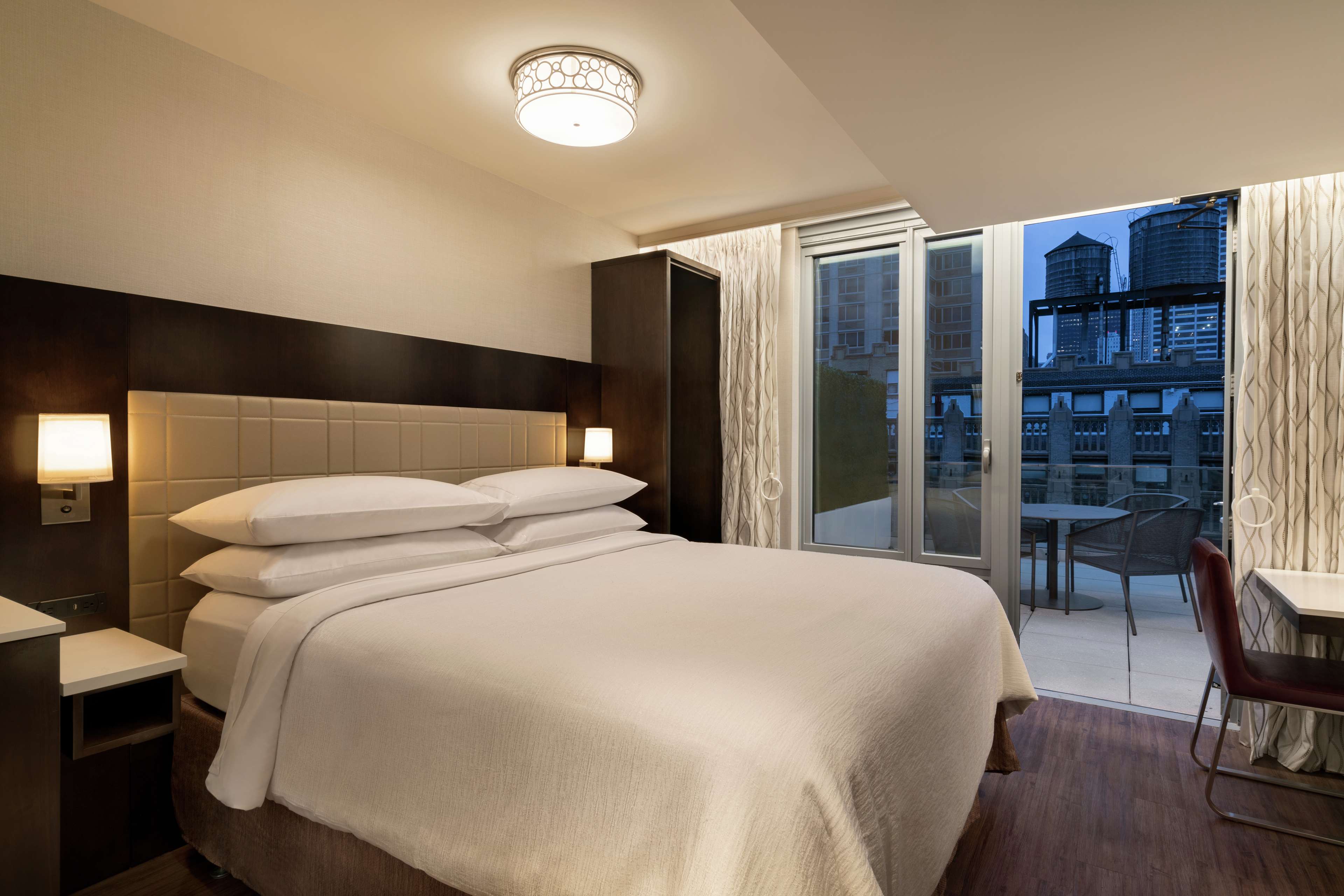 Guest room