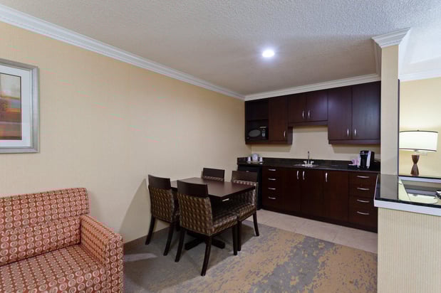 Images Holiday Inn & Suites San Mateo-San Francisco SFO by IHG