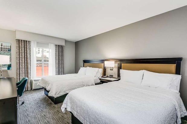 Images Hampton Inn & Suites Mobile- Downtown Historic District