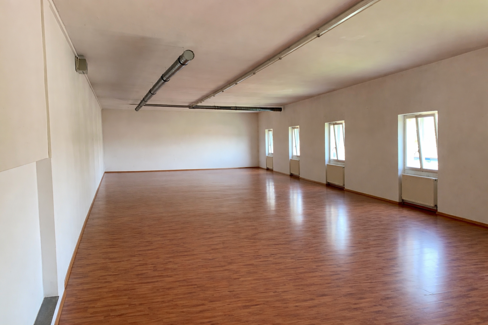 Bild 10 von M-Immobilien Verwaltungs GmbH & Co KG