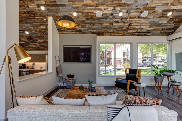 Images Commons at Redwood Creek Apartments